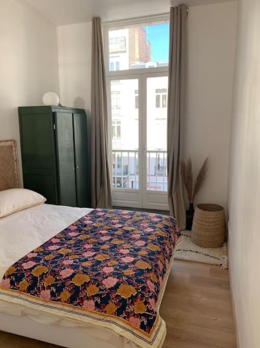 Appartement Centre Ville Avec Terrasse Lille Exteriér fotografie